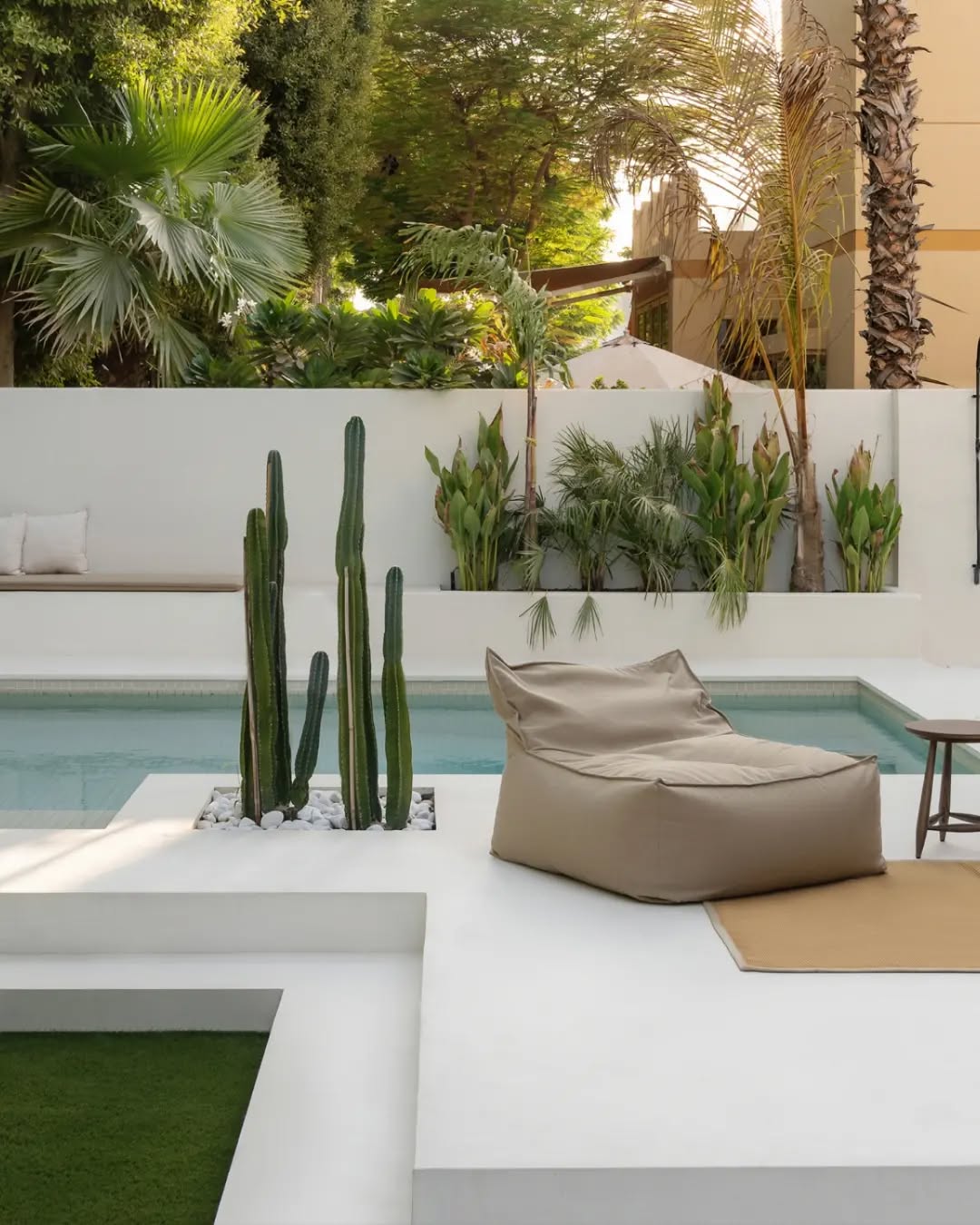 Pavimento de microcemento para exteriores en terraza en Benahavís